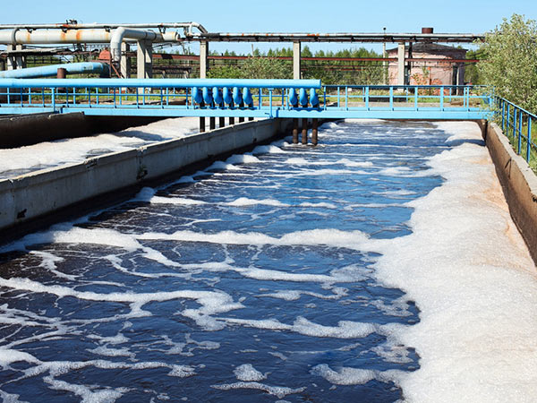 �ҹ�ũ����ˮ������ʩ�Ľ��輰��Ӫ�Կɴﵽ���ڼ�